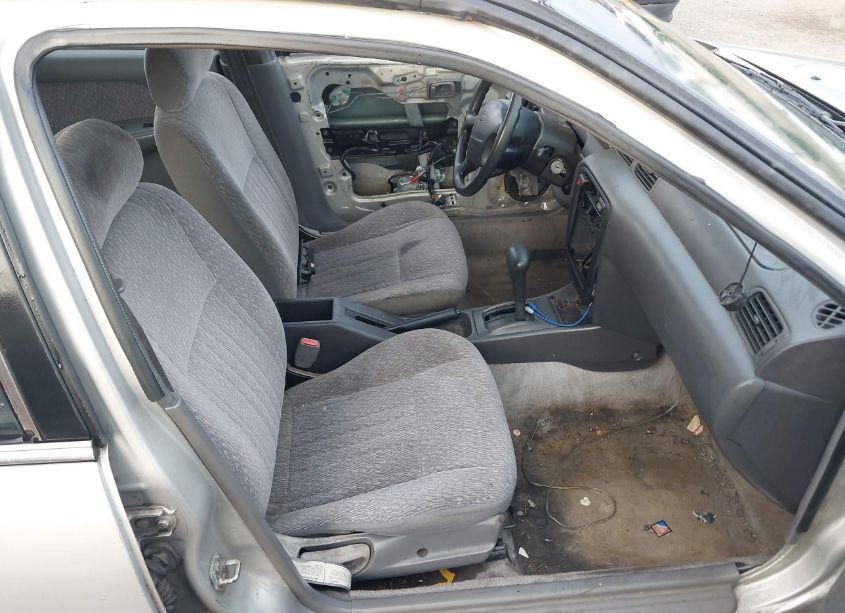 Photo 5 of 1998 Nissan Sentra GLE/GXE/XE (VIN 1N4AB41D2WC761696)