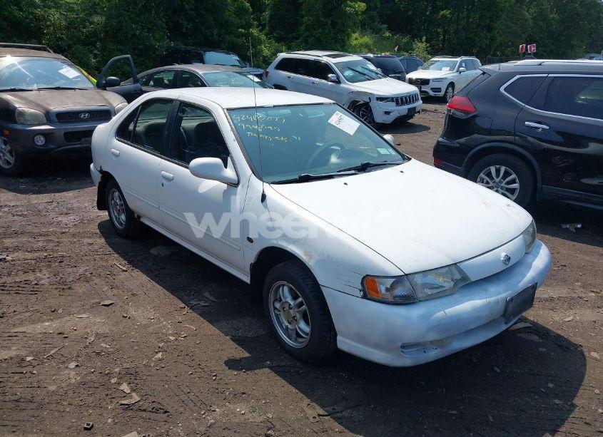 1999 Nissan Sentra GXE/XE (VIN 1N4AB41D6XC735085) main photo