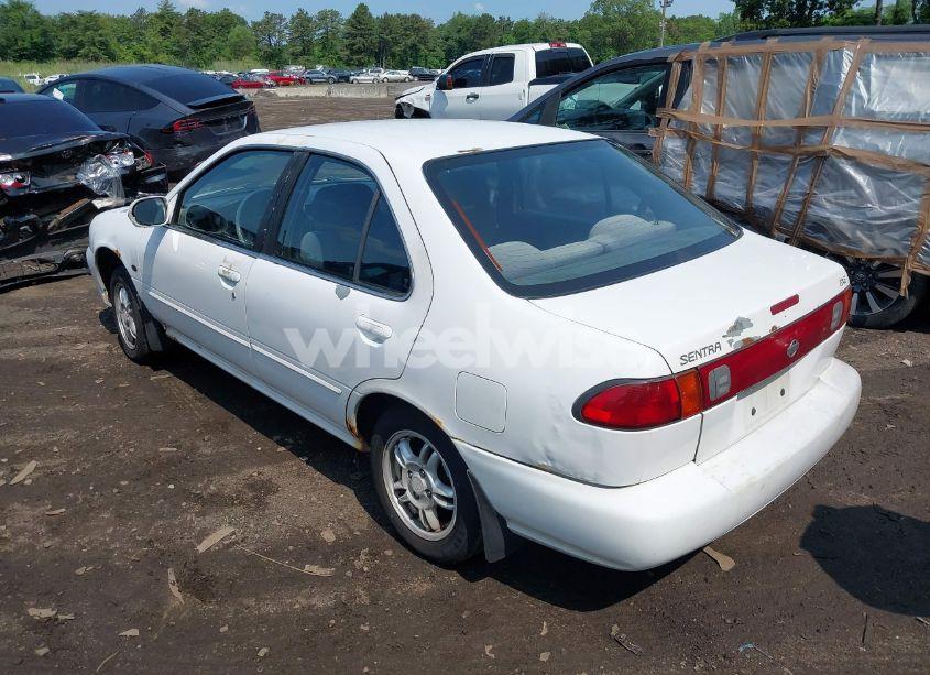 Photo 3 of 1999 Nissan Sentra GXE/XE (VIN 1N4AB41D6XC735085)