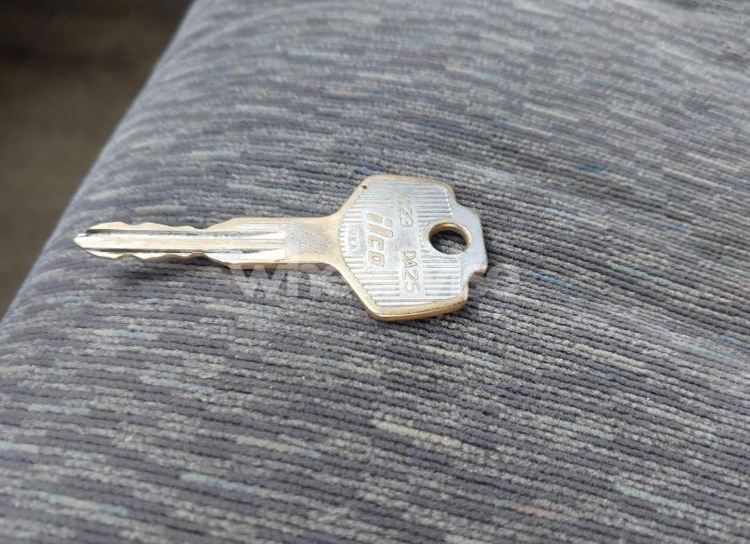 Photo 11 of 1998 Nissan Sentra GLE/GXE/XE (VIN 1N4AB41D7WC735109)