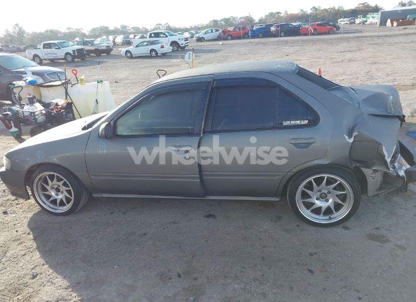 Photo 14 of 1998 Nissan Sentra GLE/GXE/XE (VIN 1N4AB41D7WC735109)