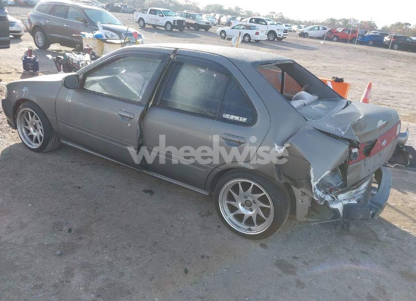 Photo 3 of 1998 Nissan Sentra GLE/GXE/XE (VIN 1N4AB41D7WC735109)