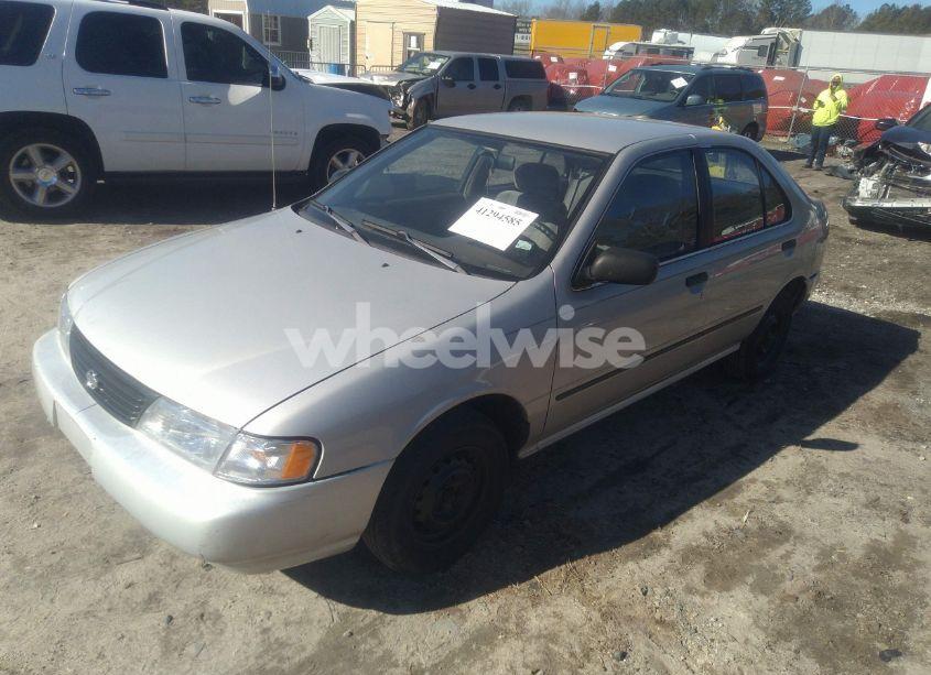 Photo 2 of 1996 Nissan Sentra E/XE/GXE/GLE (VIN 1N4AB41D8TC758944)
