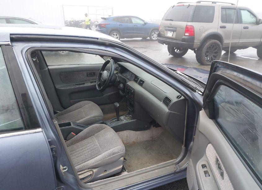 Photo 5 of 1998 Nissan Sentra GLE/GXE/XE (VIN 1N4AB41D8WC724040)