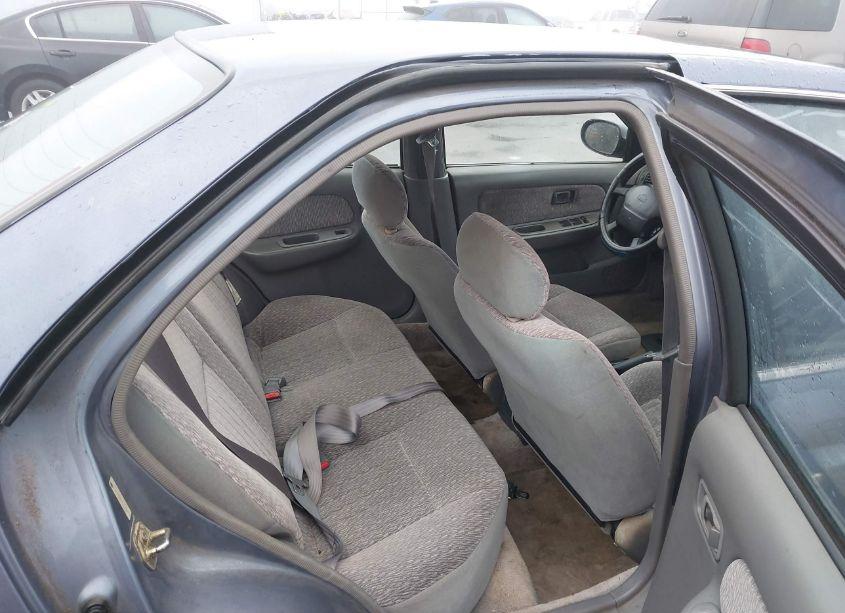 Photo 8 of 1998 Nissan Sentra GLE/GXE/XE (VIN 1N4AB41D8WC724040)