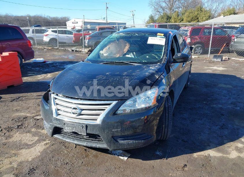 Photo 2 of 2013 Nissan Sentra SV (VIN 1N4AB7AP2DN902344)