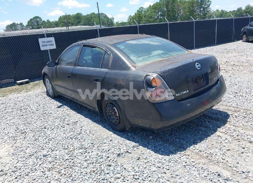 Photo 3 of 2002 Nissan Altima 2.5 S (VIN 1N4AL11D02C106183)