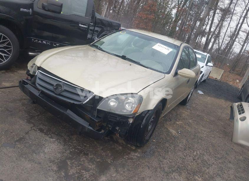 Photo 2 of 2002 Nissan Altima 2.5 S (VIN 1N4AL11D02C199013)