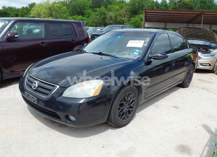 Photo 2 of 2002 Nissan Altima 2.5 S (VIN 1N4AL11D02C238229)