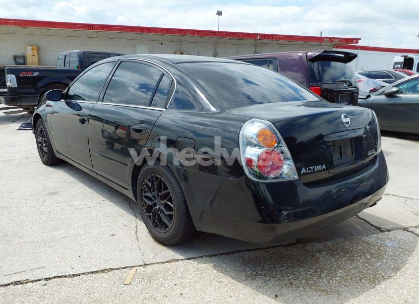 Photo 3 of 2002 Nissan Altima 2.5 S (VIN 1N4AL11D02C238229)