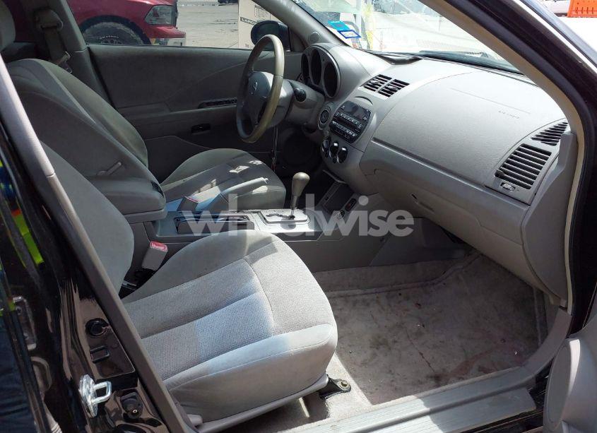 Photo 5 of 2002 Nissan Altima 2.5 S (VIN 1N4AL11D02C238229)
