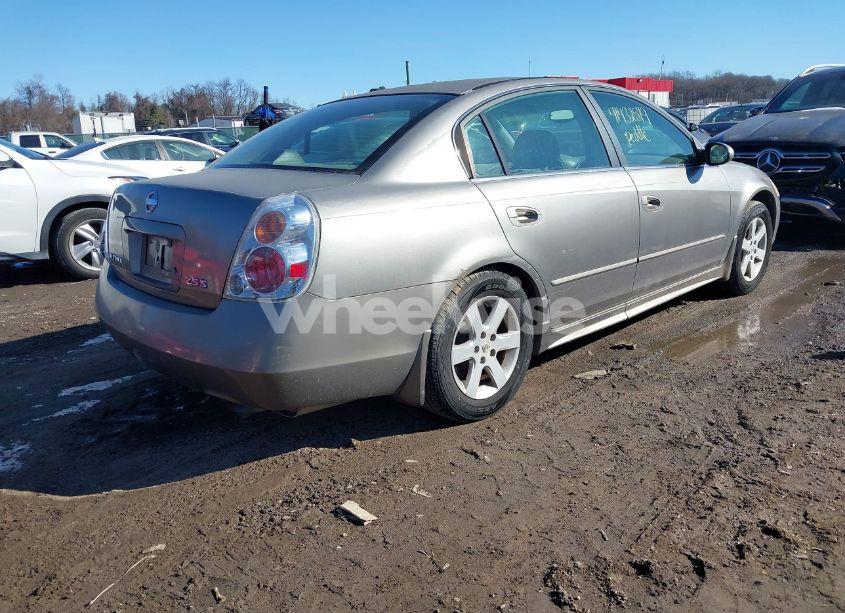 Photo 4 of 2002 Nissan Altima 2.5 S (VIN 1N4AL11D02C268041)