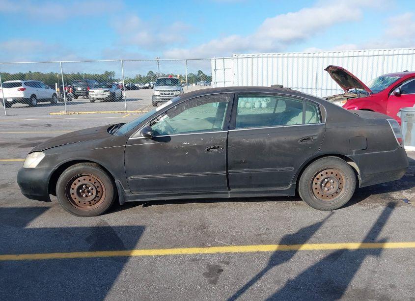 Photo 14 of 2002 Nissan Altima 2.5 S (VIN 1N4AL11D02C278052)