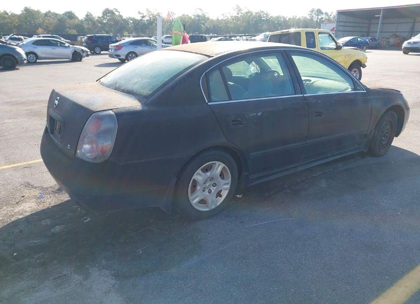 Photo 4 of 2002 Nissan Altima 2.5 S (VIN 1N4AL11D02C278052)