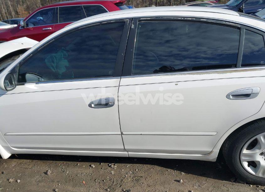 Photo 14 of 2003 Nissan Altima 2.5 S (VIN 1N4AL11D03C156552)