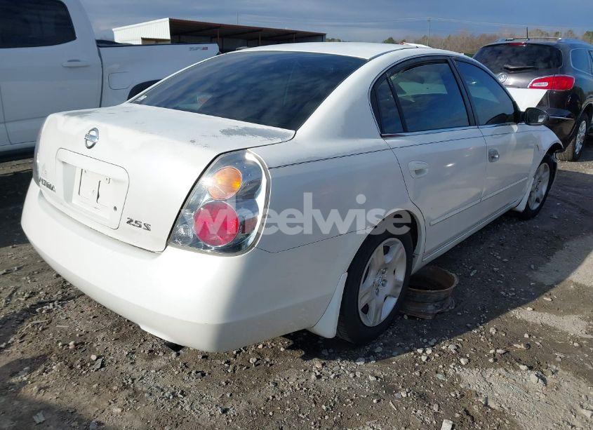 Photo 4 of 2003 Nissan Altima 2.5 S (VIN 1N4AL11D03C156552)