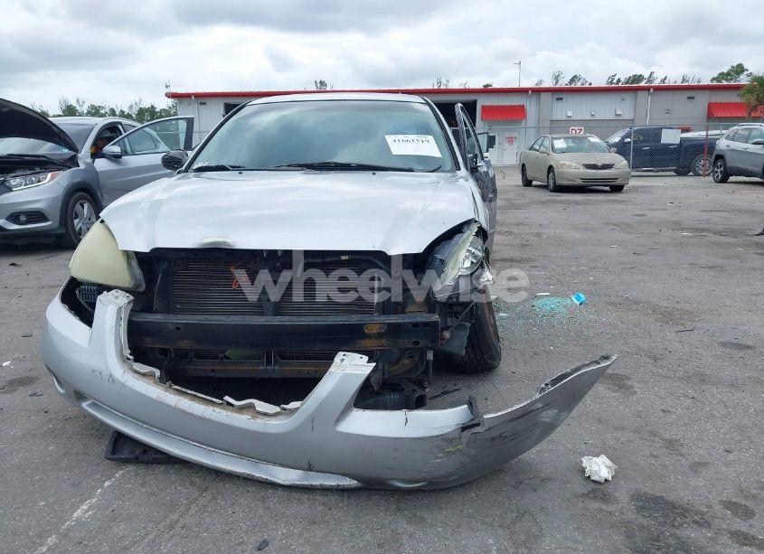 Photo 6 of 2004 Nissan Altima 2.5 S (VIN 1N4AL11D04C130857)