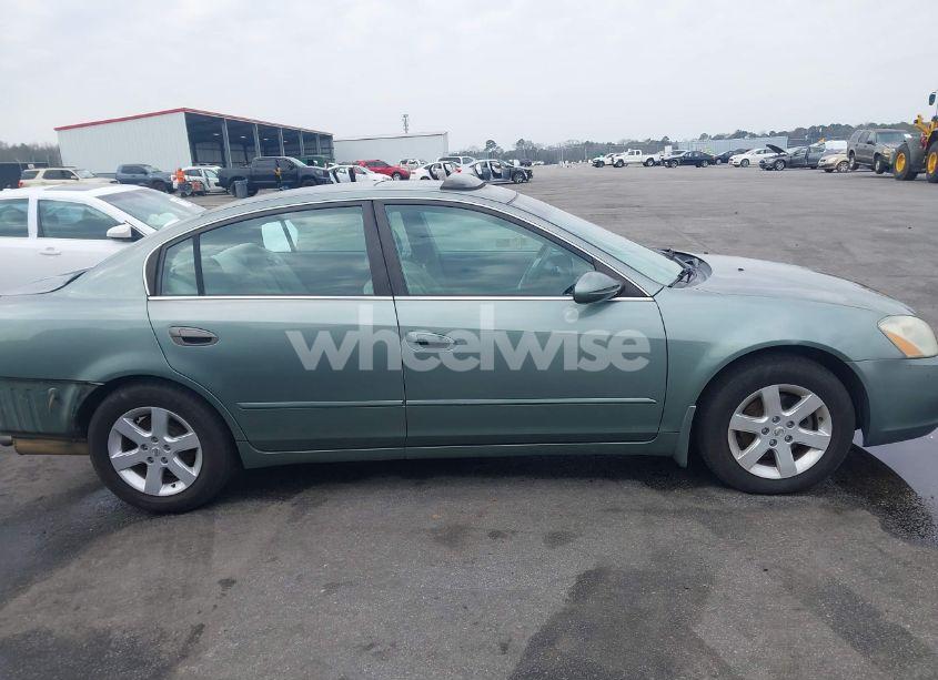 Photo 13 of 2004 Nissan Altima 2.5 S (VIN 1N4AL11D04C149943)