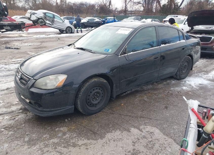 Photo 2 of 2004 Nissan Altima 2.5 SL (VIN 1N4AL11D04C173143)