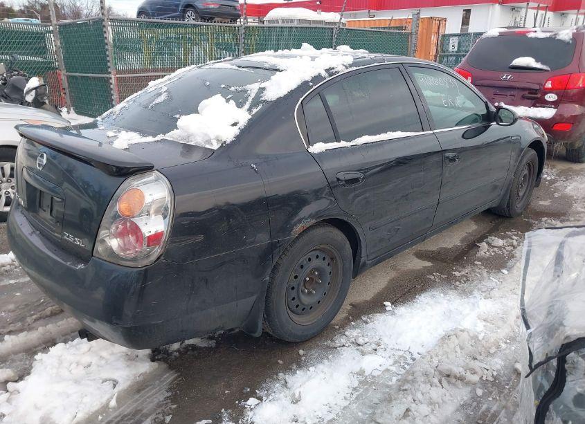 Photo 4 of 2004 Nissan Altima 2.5 SL (VIN 1N4AL11D04C173143)
