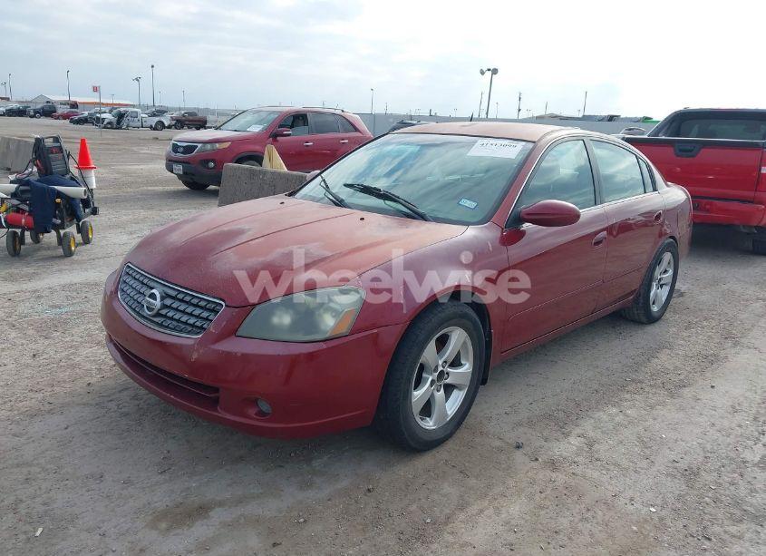 Photo 2 of 2005 Nissan Altima 2.5 S (VIN 1N4AL11D05C184404)