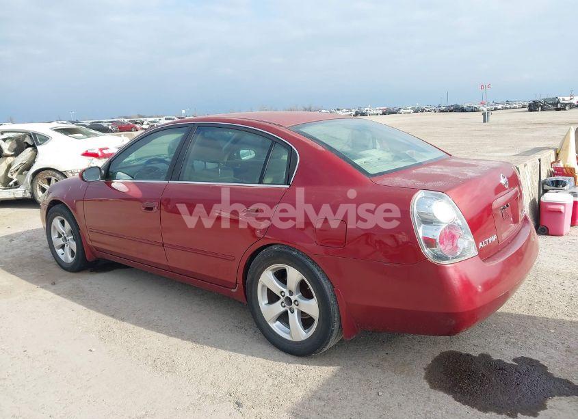Photo 6 of 2005 Nissan Altima 2.5 S (VIN 1N4AL11D05C184404)