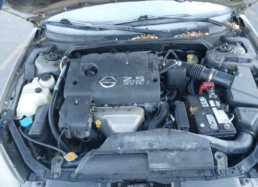 Photo 10 of 2005 Nissan Altima 2.5 S (VIN 1N4AL11D05C388054)