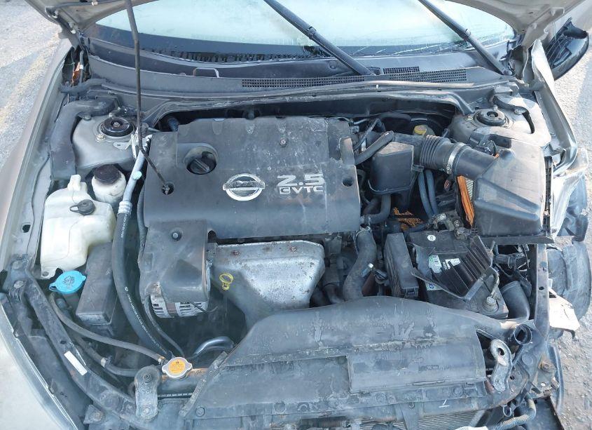 Photo 10 of 2005 Nissan Altima 2.5 S (VIN 1N4AL11D05C956772)