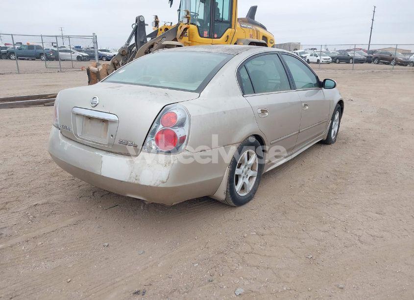 Photo 4 of 2005 Nissan Altima 2.5 S (VIN 1N4AL11D05N441422)