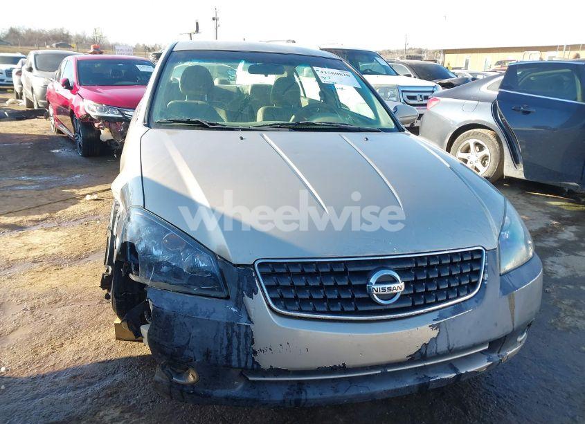 Photo 12 of 2005 Nissan Altima 2.5 S (VIN 1N4AL11D05N928488)