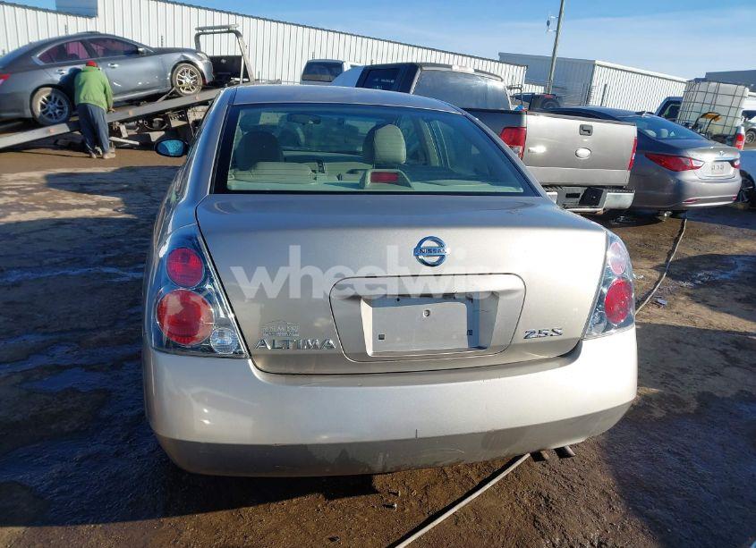 Photo 16 of 2005 Nissan Altima 2.5 S (VIN 1N4AL11D05N928488)