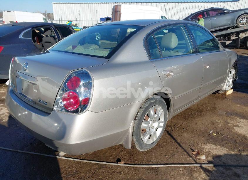 Photo 4 of 2005 Nissan Altima 2.5 S (VIN 1N4AL11D05N928488)