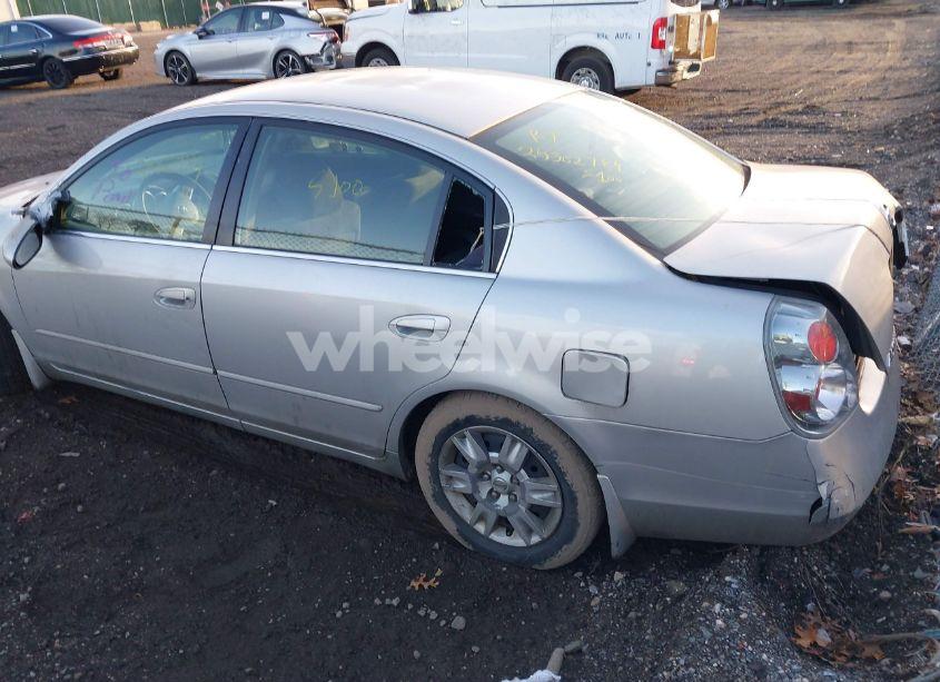 Photo 3 of 2006 Nissan Altima 2.5 S (VIN 1N4AL11D06N385807)