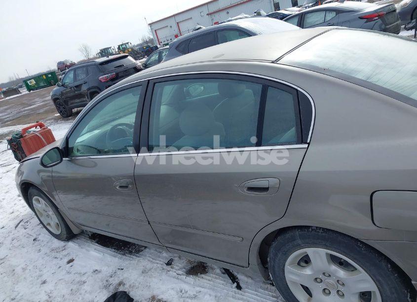 Photo 15 of 2002 Nissan Altima 2.5 S (VIN 1N4AL11D12C193625)