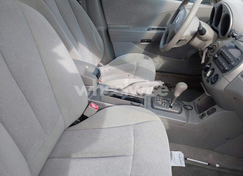 Photo 5 of 2002 Nissan Altima 2.5 S (VIN 1N4AL11D12C193625)