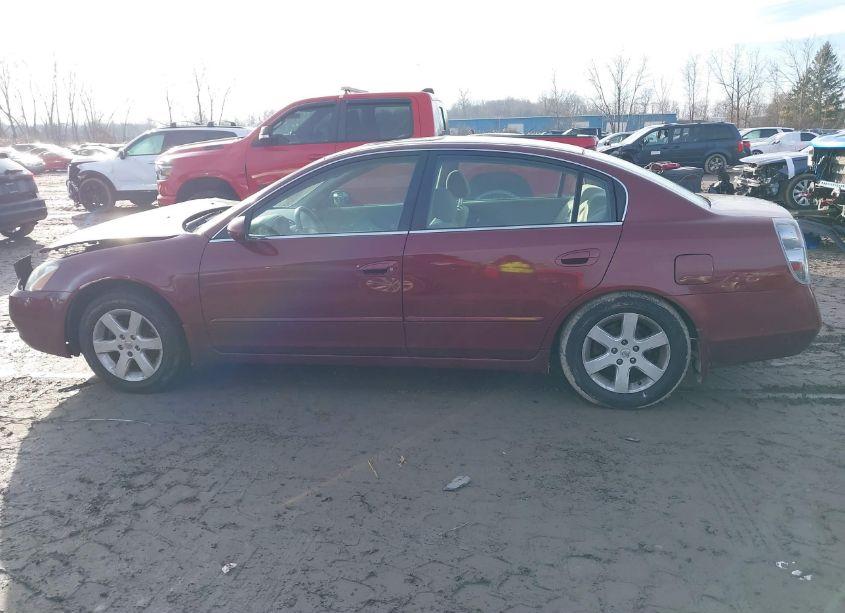 Photo 14 of 2002 Nissan Altima 2.5 S (VIN 1N4AL11D12C236599)