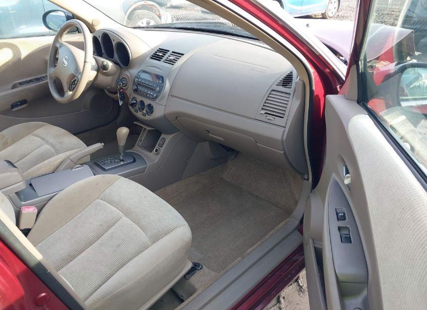 Photo 5 of 2002 Nissan Altima 2.5 S (VIN 1N4AL11D12C236599)