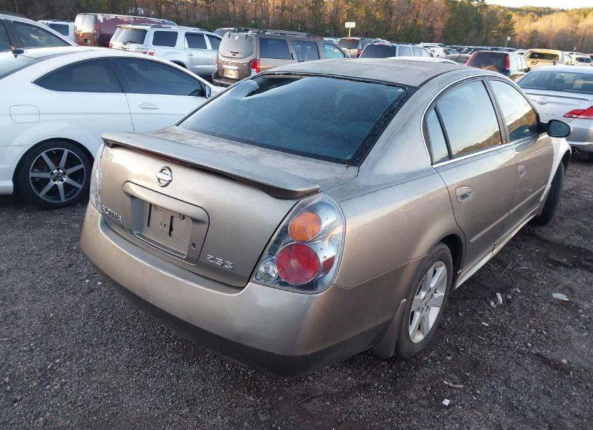 Photo 4 of 2002 Nissan Altima 2.5 S (VIN 1N4AL11D12C245299)