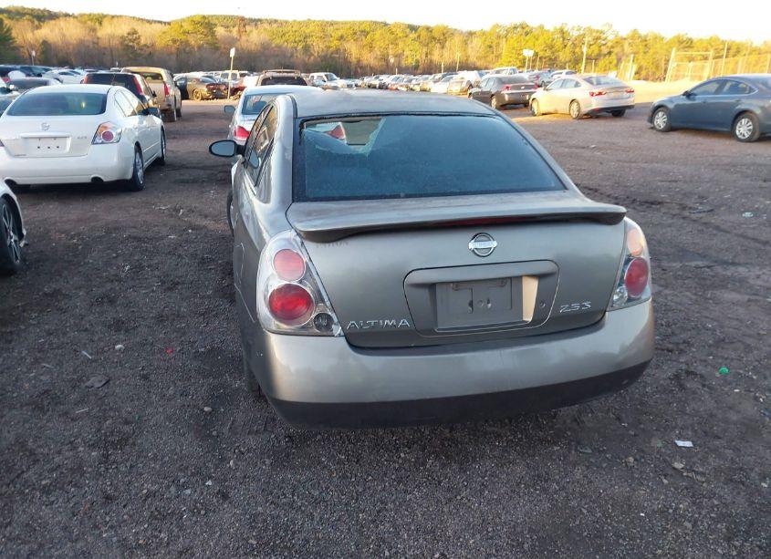 Photo 6 of 2002 Nissan Altima 2.5 S (VIN 1N4AL11D12C245299)