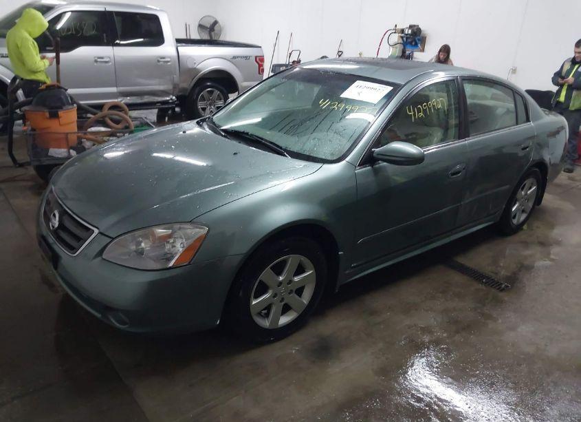 Photo 2 of 2003 Nissan Altima 2.5 SL (VIN 1N4AL11D13C141137)