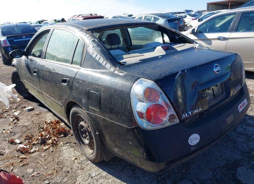 Photo 3 of 2003 Nissan Altima 2.5 S (VIN 1N4AL11D13C354783)