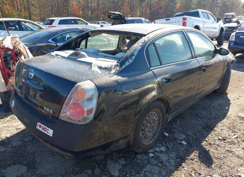 Photo 4 of 2003 Nissan Altima 2.5 S (VIN 1N4AL11D13C354783)