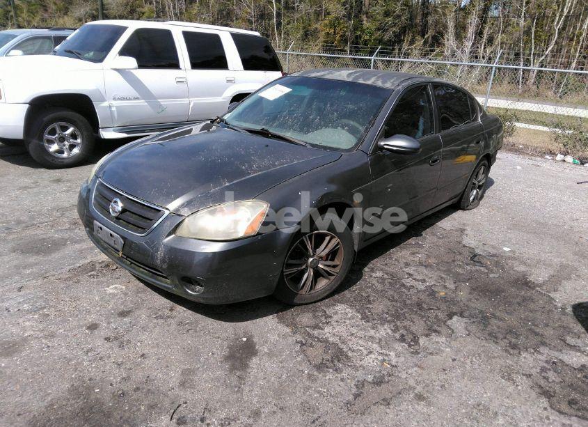 Photo 2 of 2004 Nissan Altima 2.5 S (VIN 1N4AL11D14C154729)