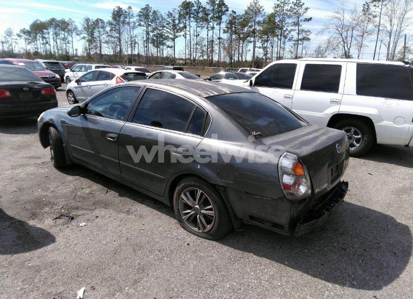 Photo 3 of 2004 Nissan Altima 2.5 S (VIN 1N4AL11D14C154729)