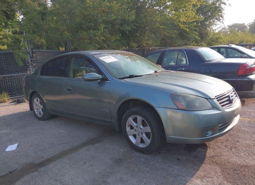 2002 Nissan Altima 2.5 S (VIN 1N4AL11D22C110090) main photo