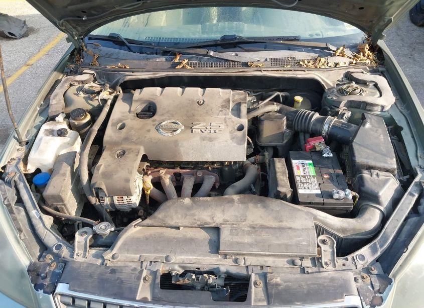 Photo 10 of 2002 Nissan Altima 2.5 S (VIN 1N4AL11D22C110090)