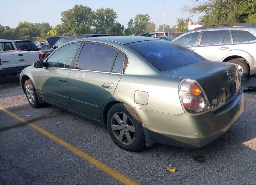 Photo 3 of 2002 Nissan Altima 2.5 S (VIN 1N4AL11D22C110090)