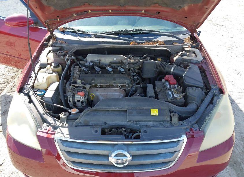 Photo 10 of 2004 Nissan Altima 2.5 S (VIN 1N4AL11D24C167070)