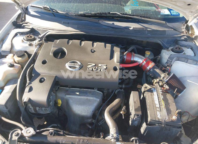 Photo 10 of 2005 Nissan Altima 2.5 S (VIN 1N4AL11D25C280826)