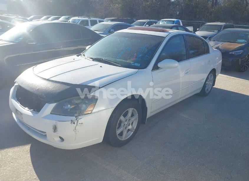 Photo 2 of 2005 Nissan Altima 2.5 S (VIN 1N4AL11D25C280826)